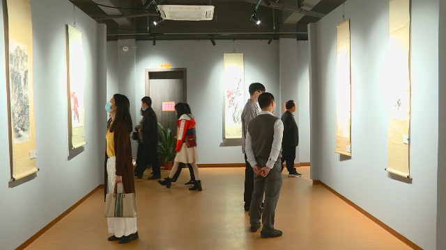 1201梁英杰書畫藏品展_2020-12-01_16-10-36.jpg