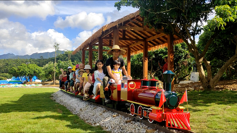 耕山小寨小火車(chē).jpg