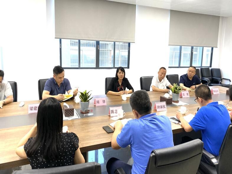 20210708市醫(yī)保局盧慎芳副局長(zhǎng)一行蒞臨萬(wàn)江分局開(kāi)展調(diào)研指導(dǎo)工作_1