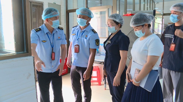 0425校園食堂專(zhuān)項(xiàng)檢查_(kāi)2022-04-25_15-28-26.jpg