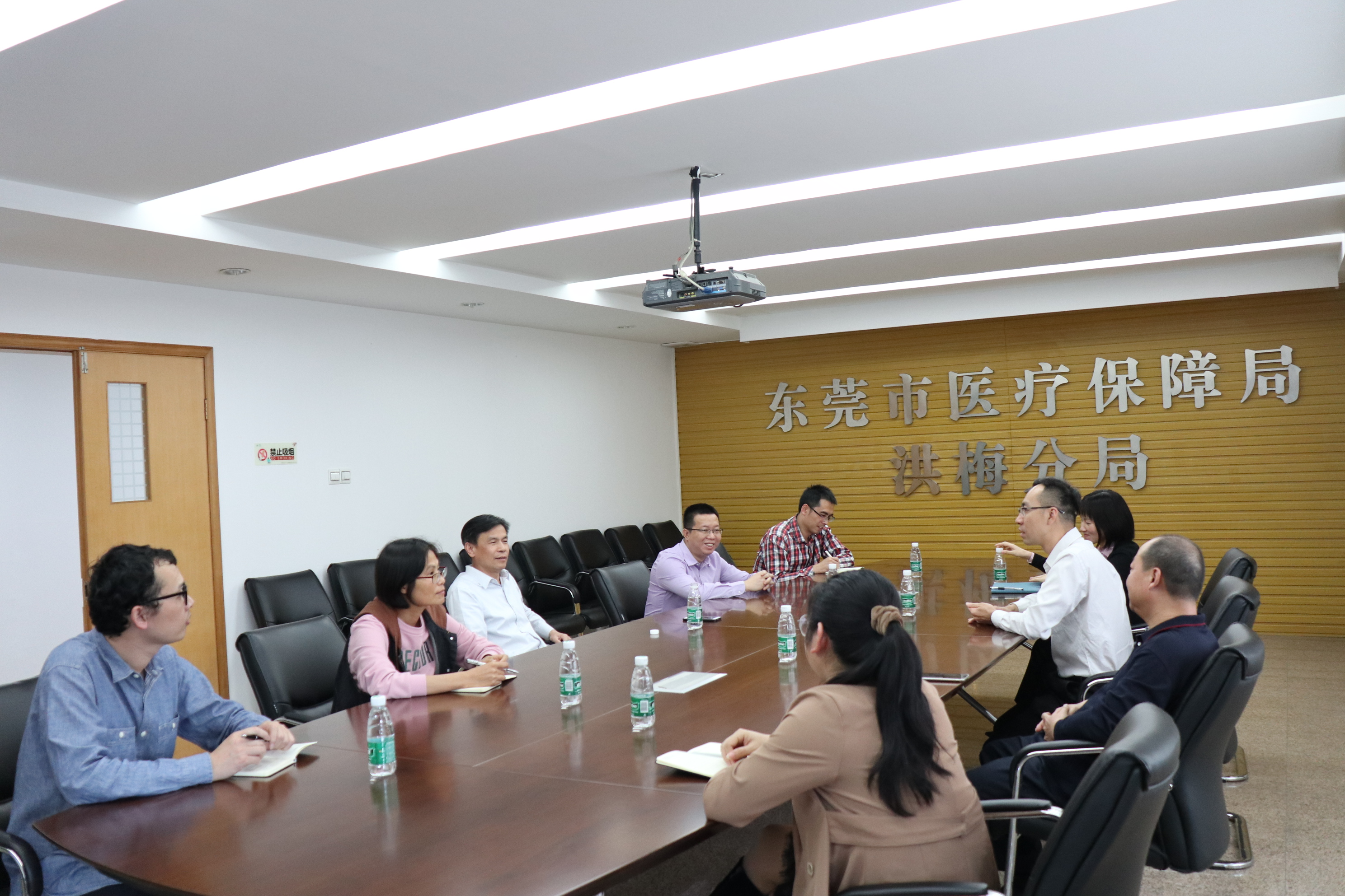交流學(xué)習(xí)拓思路 分享經(jīng)驗(yàn)助提升.jpg