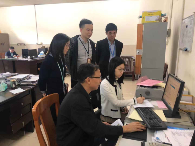 橋頭醫(yī)保分局開展“4+7”中選藥品使用情況調(diào)研2.JPG