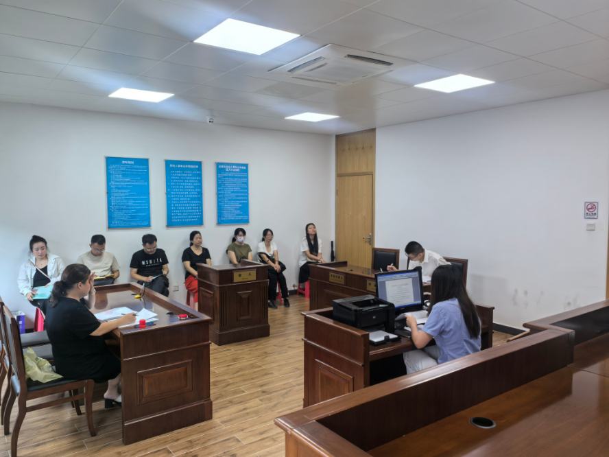 8萬江醫(yī)保分局工作信息（萬江醫(yī)保分局組織醫(yī)保定點零售藥店參加觀摩庭活動）.doc_1