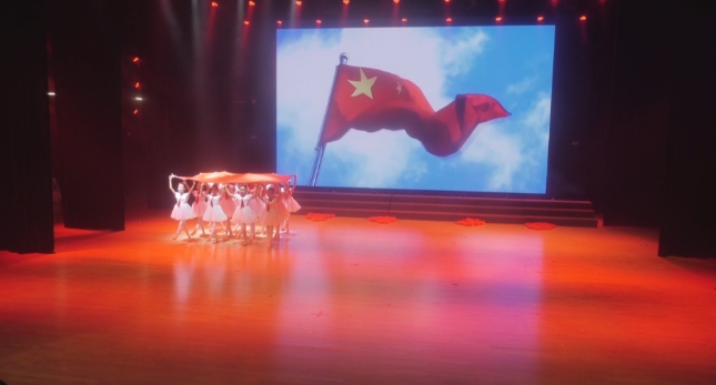 走出厚街,！2024厚街鎮(zhèn)少兒舞蹈藝術(shù)團匯報演出璀璨綻放.png