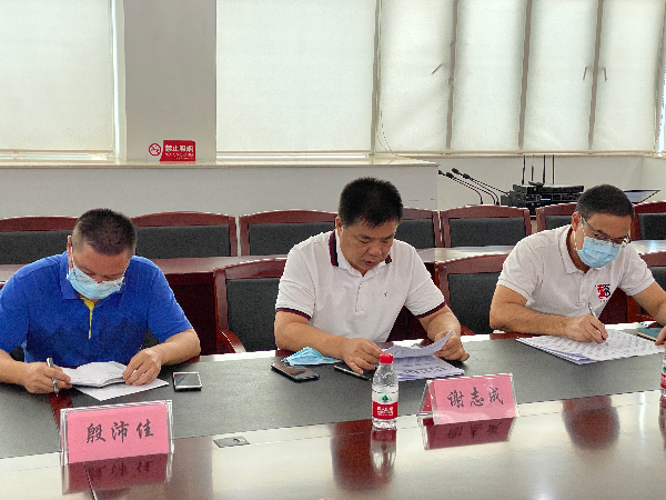 謝志成分局長對醫(yī)保基金監(jiān)管提出要求.jpg